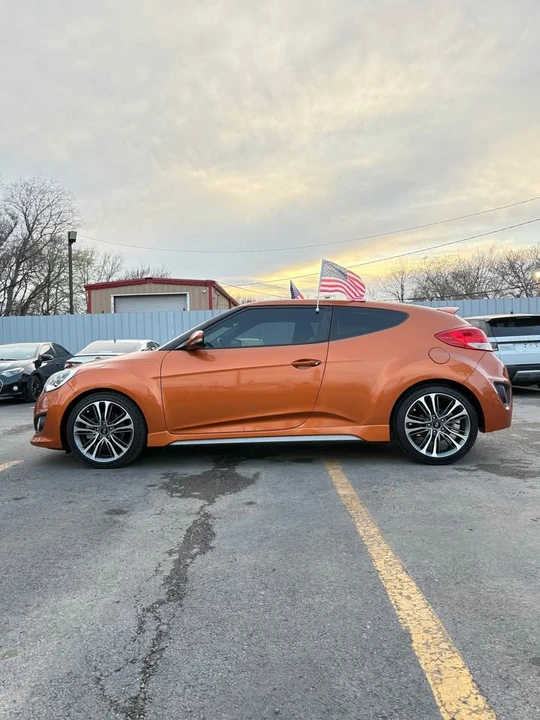 2016 Hyundai Veloster - Image 9 of 14