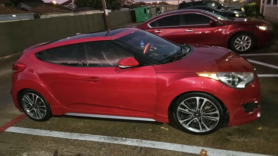 2016 Hyundai Veloster - Image 7 of 8