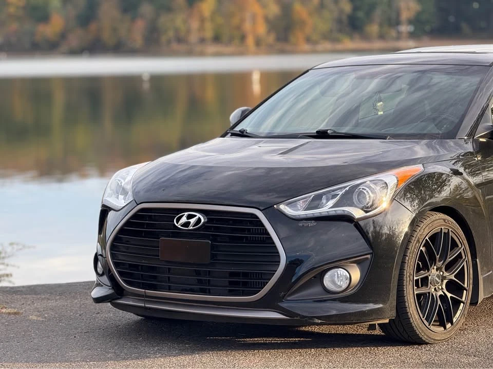 2016 Hyundai Veloster - Image 2 of 4