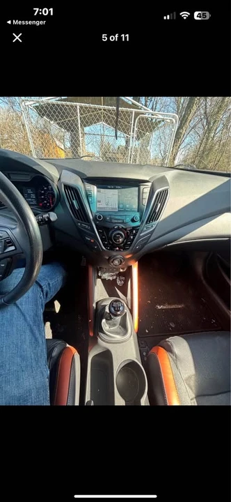 2016 Hyundai Veloster - Image 6 of 8