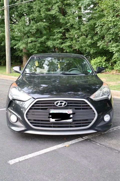 2016 Hyundai Veloster - Image 4 of 13