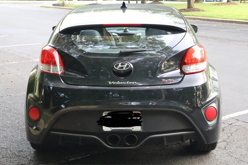 2016 Hyundai Veloster - Image 2 of 13