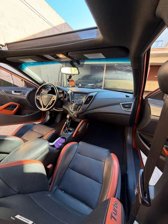 2016 Hyundai Veloster - Image 11 of 11