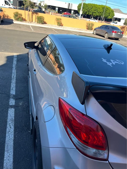 2016 Hyundai Veloster - Image 5 of 6