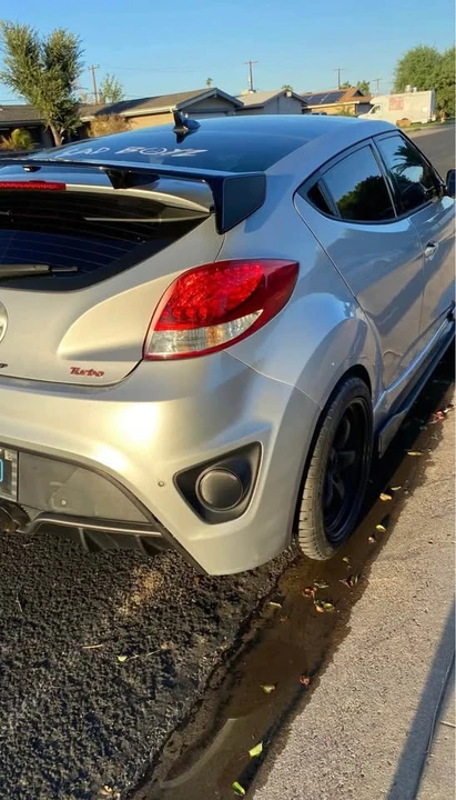 2016 Hyundai Veloster - Image 3 of 6
