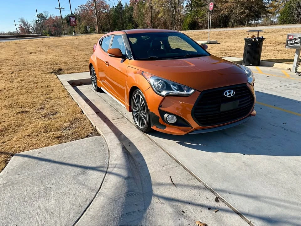 2016 Hyundai Veloster - Image 3 of 12