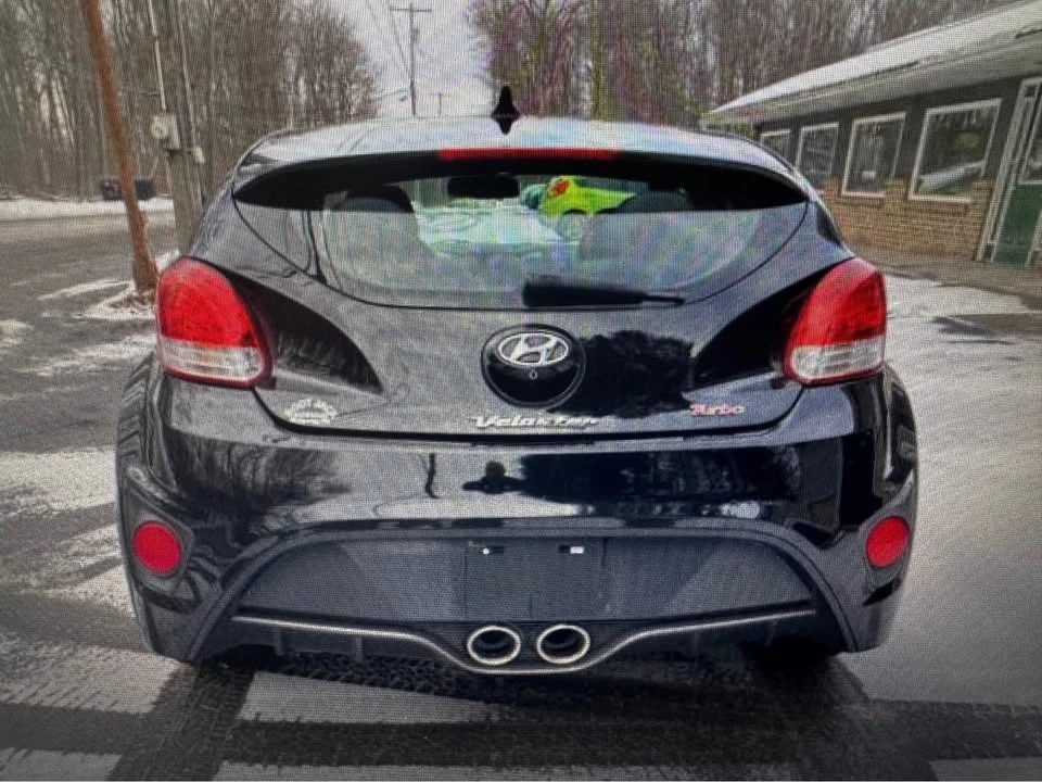 2016 Hyundai Veloster - Image 4 of 12