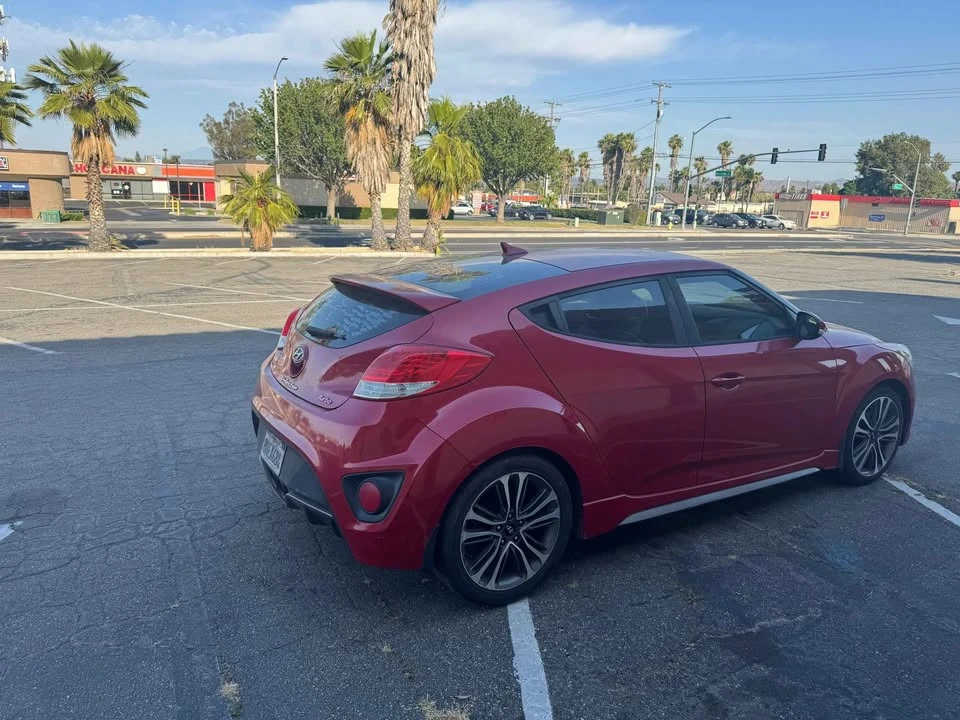 2016 Hyundai Veloster - Image 3 of 10