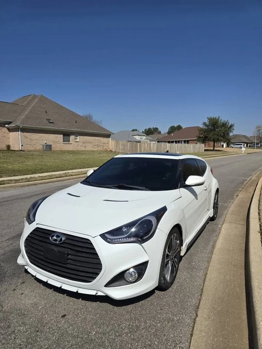 2016 Hyundai Veloster - Image 9 of 20