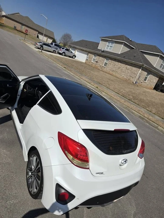 2016 Hyundai Veloster - Image 7 of 20