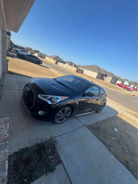 2016 Hyundai Veloster - Image 4 of 6