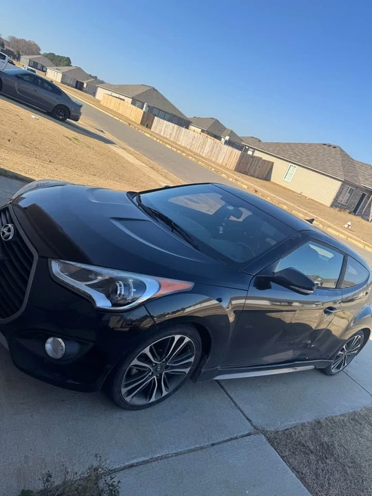 2016 Hyundai Veloster - Image 3 of 6
