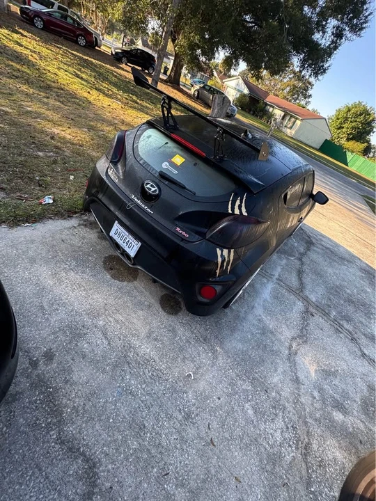 2016 Hyundai Veloster - Image 4 of 6