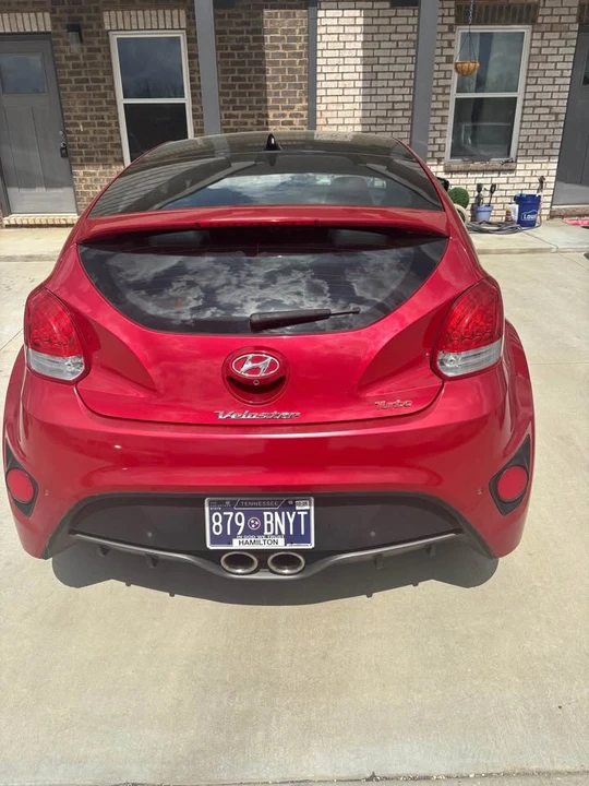 2016 Hyundai Veloster - Image 2 of 8