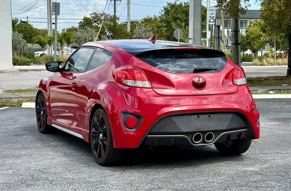 2016 Hyundai Veloster - Image 3 of 18