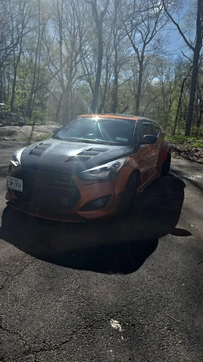2016 Hyundai Veloster - Image 11 of 21