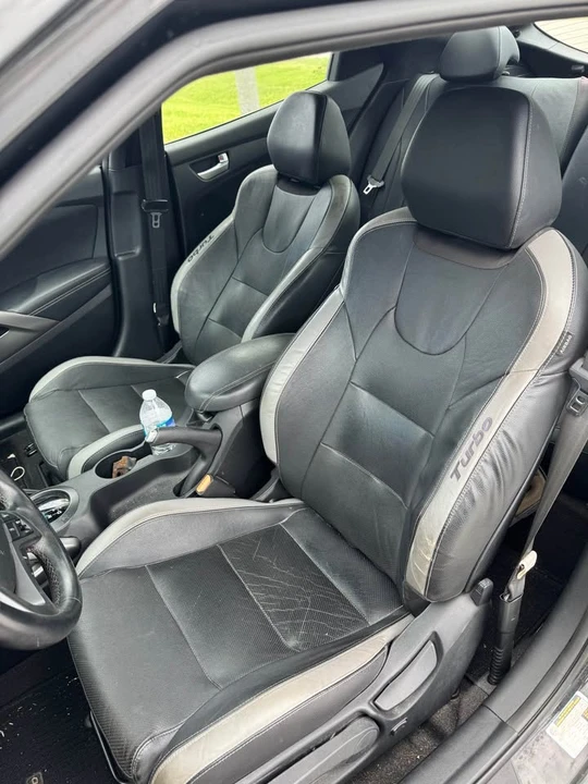 2016 Hyundai Veloster - Image 8 of 8