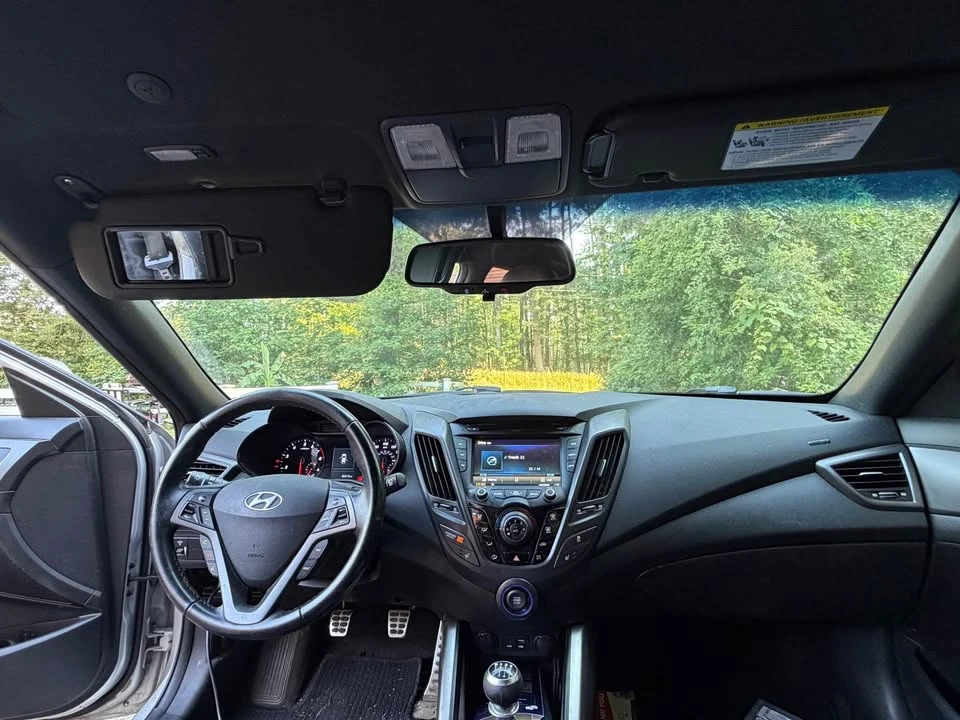 2016 Hyundai Veloster - Image 4 of 6