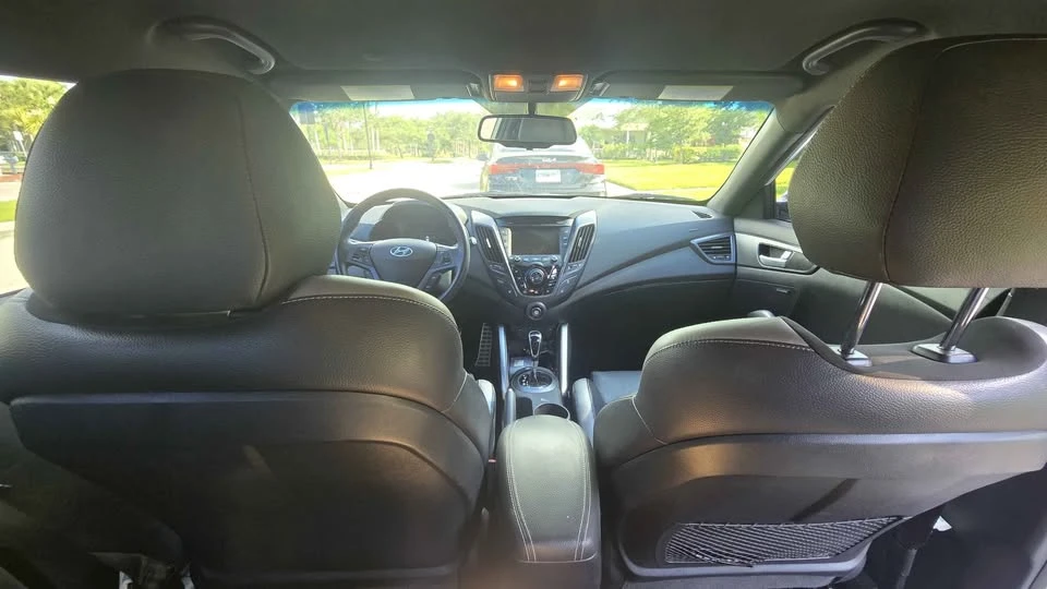 2016 Hyundai Veloster - Image 6 of 6