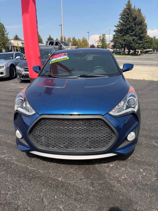 2016 Hyundai Veloster - Image 2 of 8
