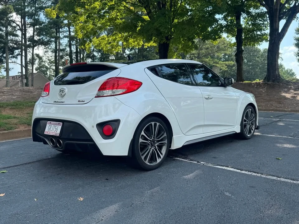 2016 Hyundai Veloster - Image 5 of 17