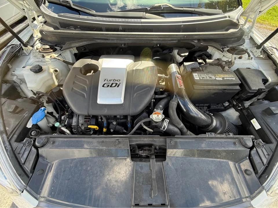 2016 Hyundai Veloster - Image 11 of 11