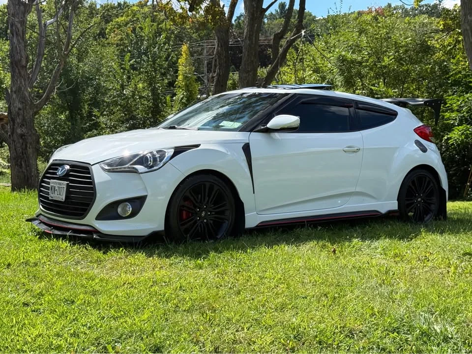 2016 Hyundai Veloster - Image 4 of 11