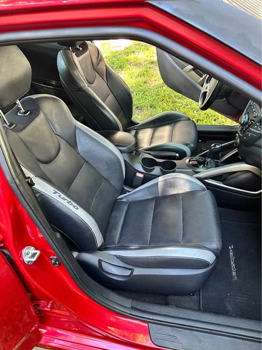 2016 Hyundai Veloster - Image 5 of 10