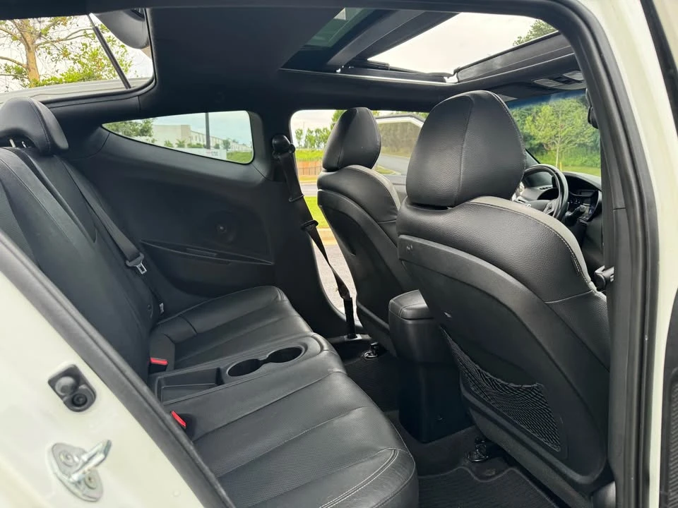 2016 Hyundai Veloster - Image 14 of 16