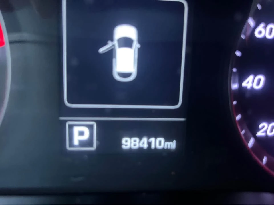 2016 Hyundai Veloster - Image 8 of 8