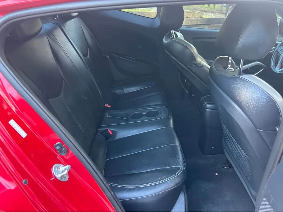 2016 Hyundai Veloster - Image 7 of 8