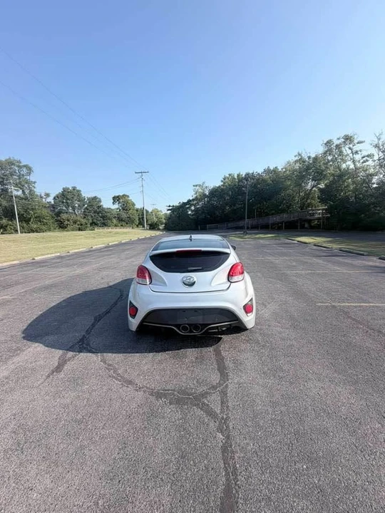 2016 Hyundai Veloster - Image 5 of 14