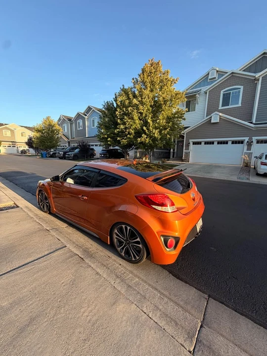 2016 Hyundai Veloster - Image 4 of 11
