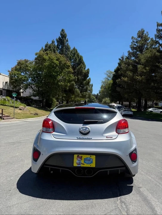 2016 Hyundai Veloster - Image 8 of 15