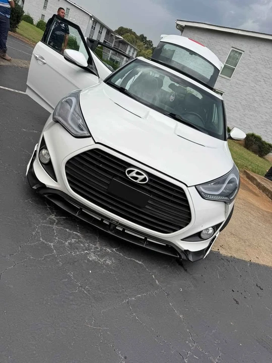2016 Hyundai Veloster - Image 5 of 5