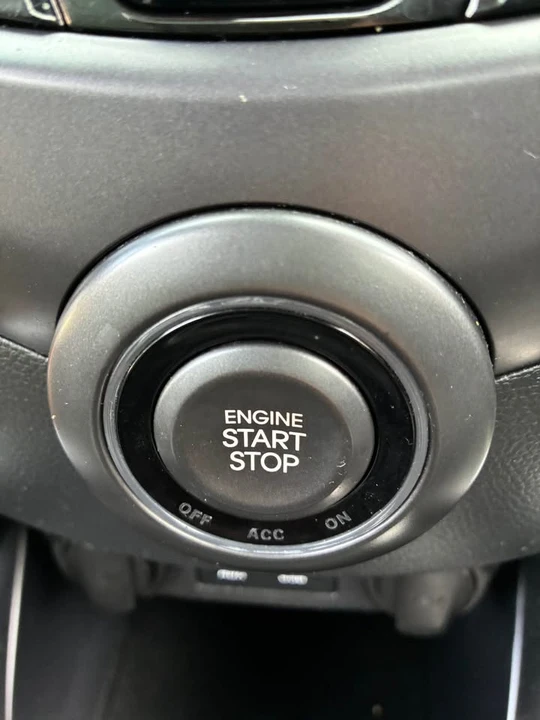 2016 Hyundai Veloster - Image 13 of 20