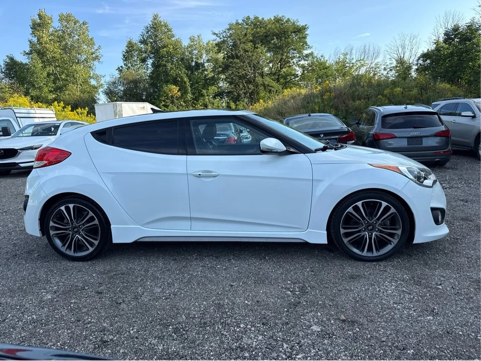 2016 Hyundai Veloster - Image 7 of 20