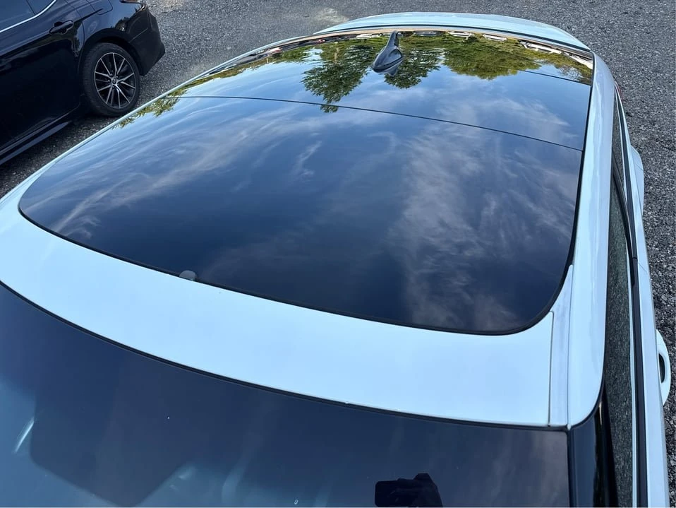 2016 Hyundai Veloster - Image 10 of 20