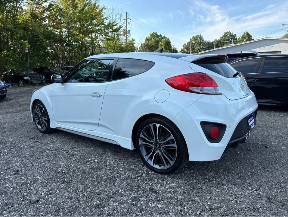 2016 Hyundai Veloster - Image 4 of 20