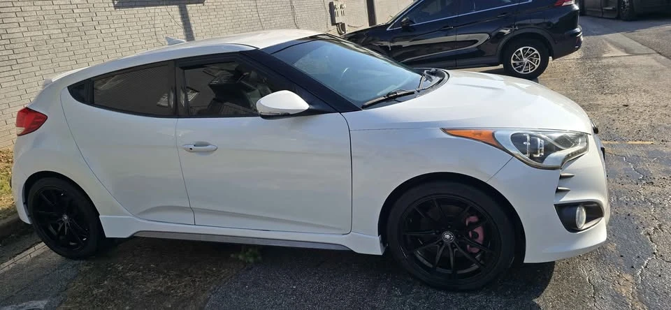 2016 Hyundai Veloster - Image 3 of 8