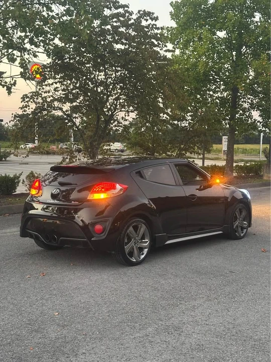2016 Hyundai Veloster - Image 3 of 7