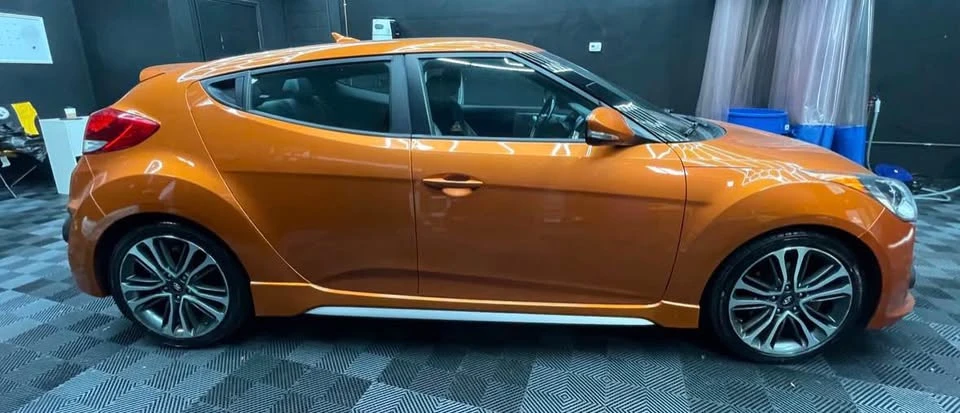 2016 Hyundai Veloster - Image 4 of 15