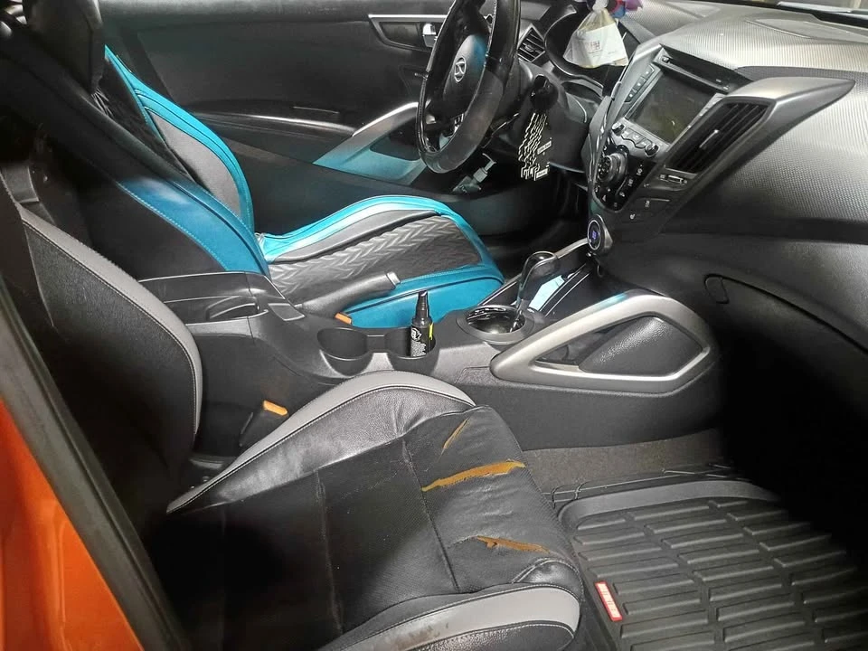 2016 Hyundai Veloster - Image 4 of 9