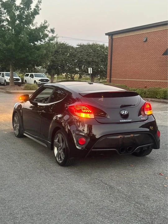 2016 Hyundai Veloster - Image 6 of 7