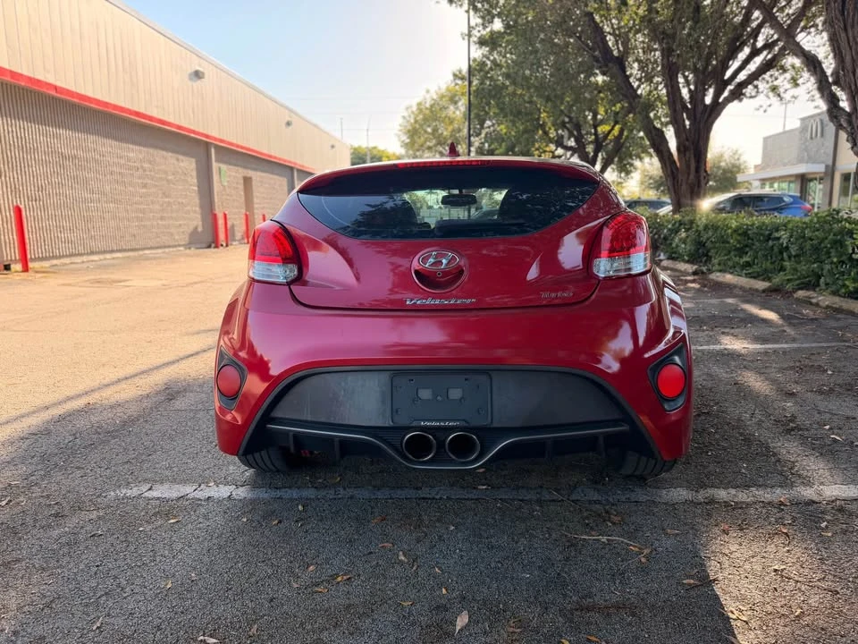2016 Hyundai Veloster - Image 4 of 9