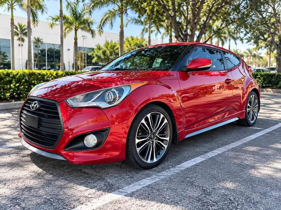 2016 Hyundai Veloster - Image 3 of 8