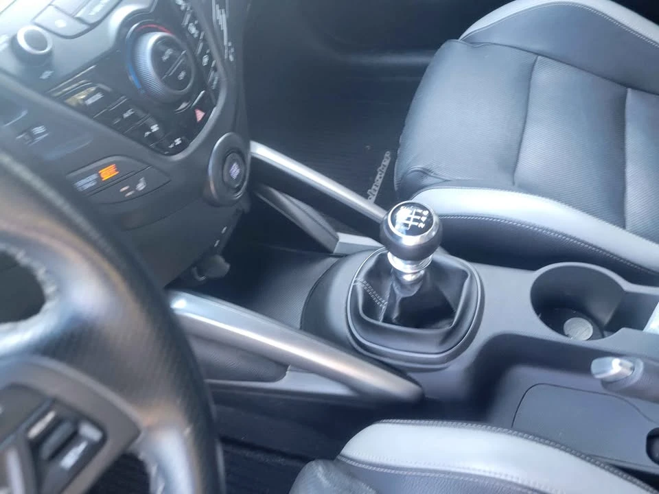2016 Hyundai Veloster - Image 14 of 15