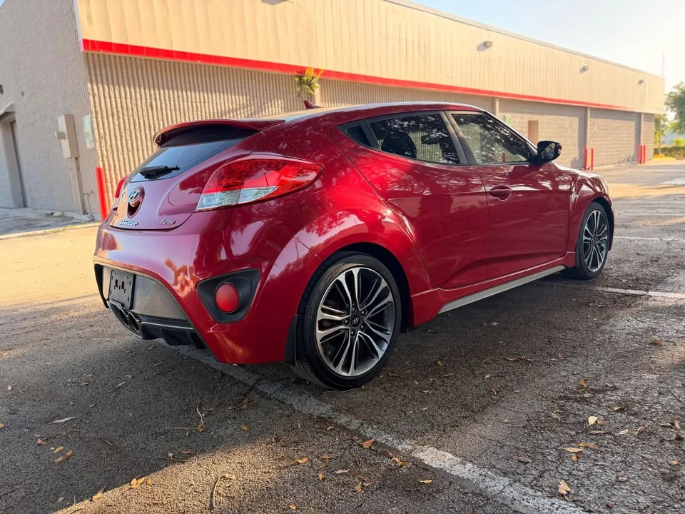 2016 Hyundai Veloster - Image 5 of 9