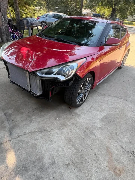 2016 Hyundai Veloster - Image 4 of 9
