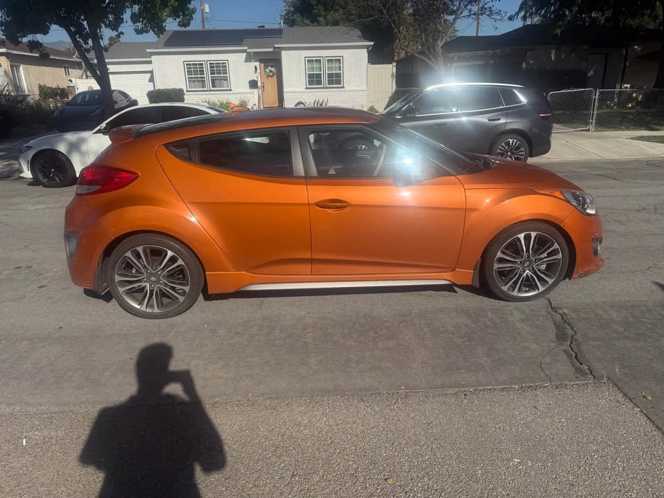 2016 Hyundai Veloster - Image 4 of 8